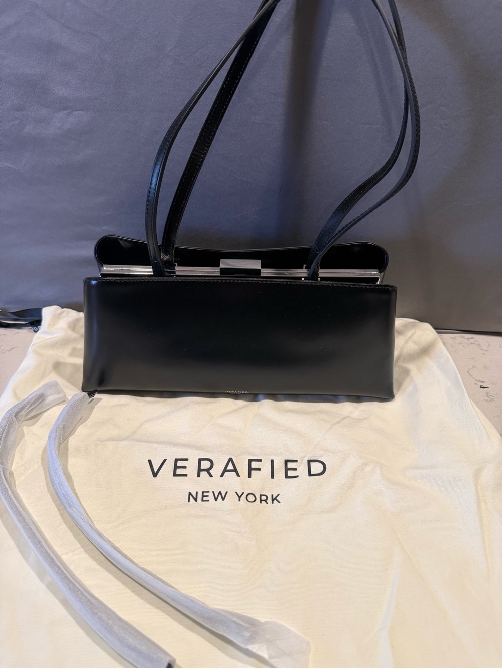 VERAFIED Black Leather Shoulder Tote